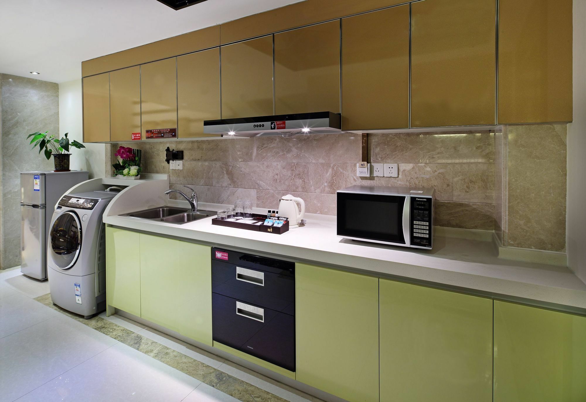 South & North International Apartment Guangzhou Exterior photo
